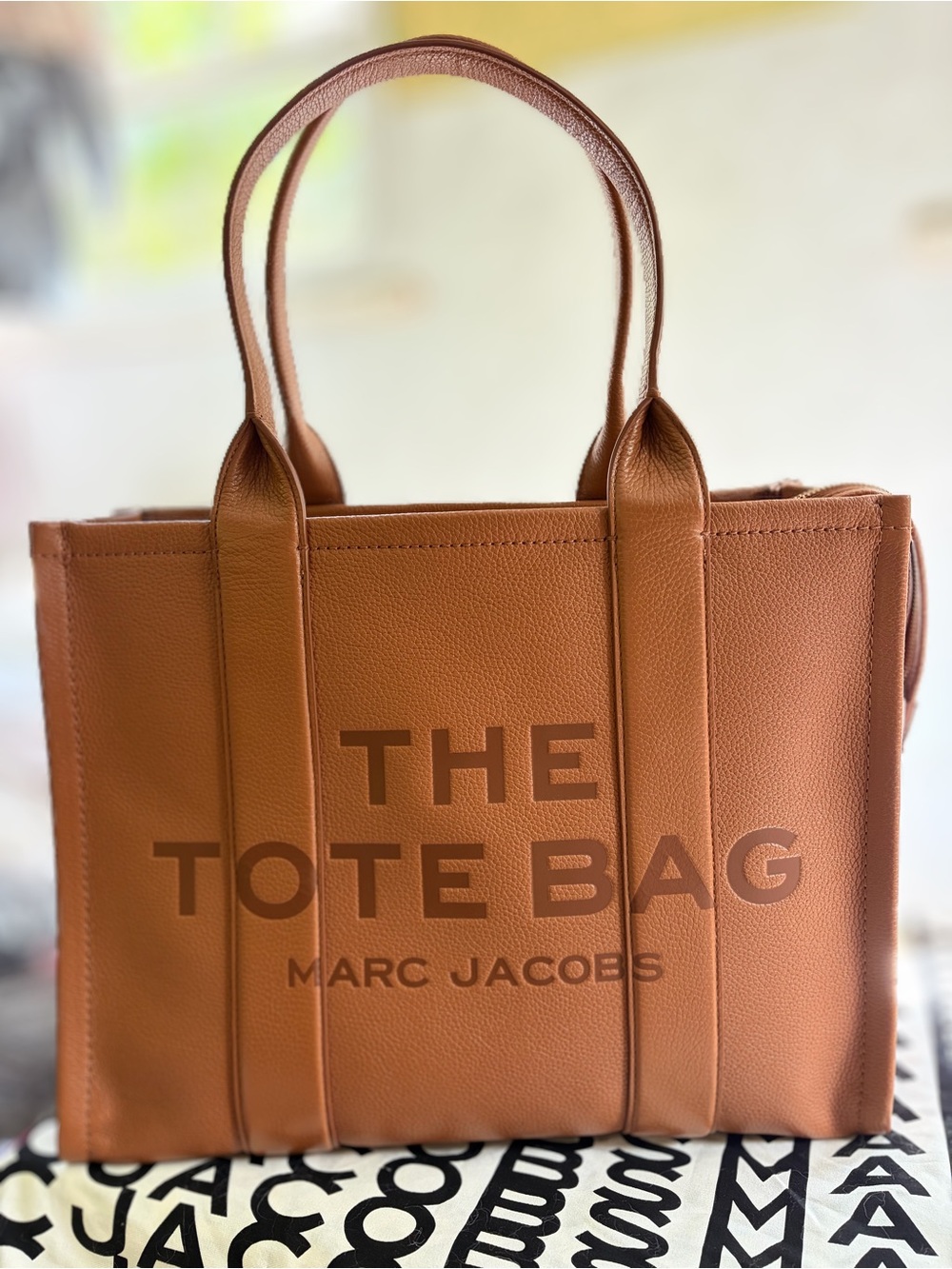 Marc Jacobs the Large Leather The Tote Bag Authentic in Argan Oil